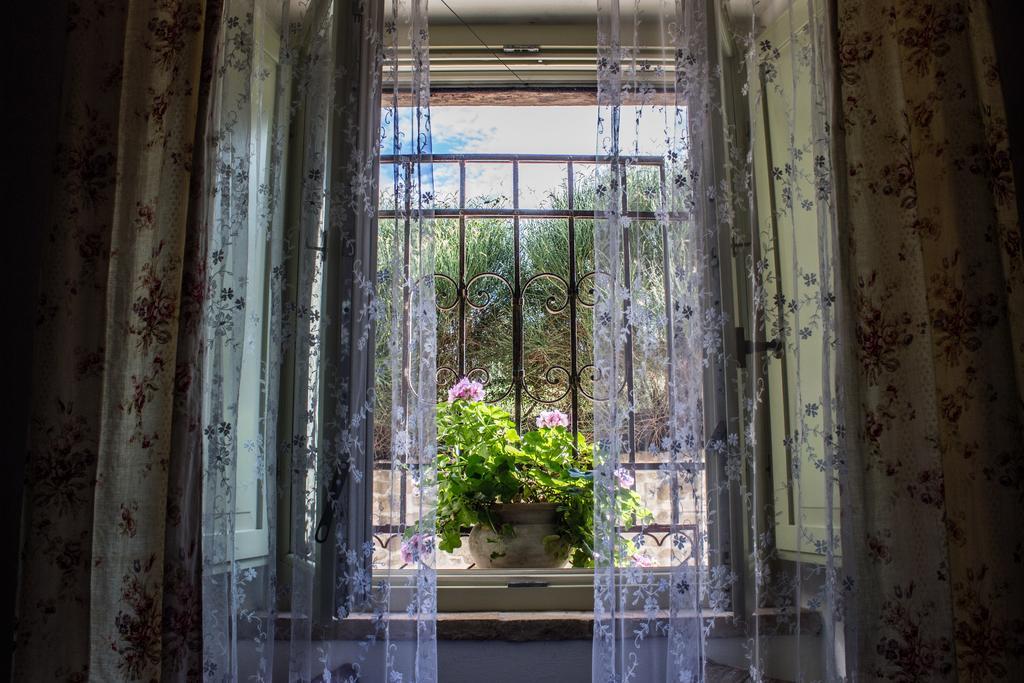 Poggio Dei Prugnoli Bed & Breakfast Tavoleto Exterior photo